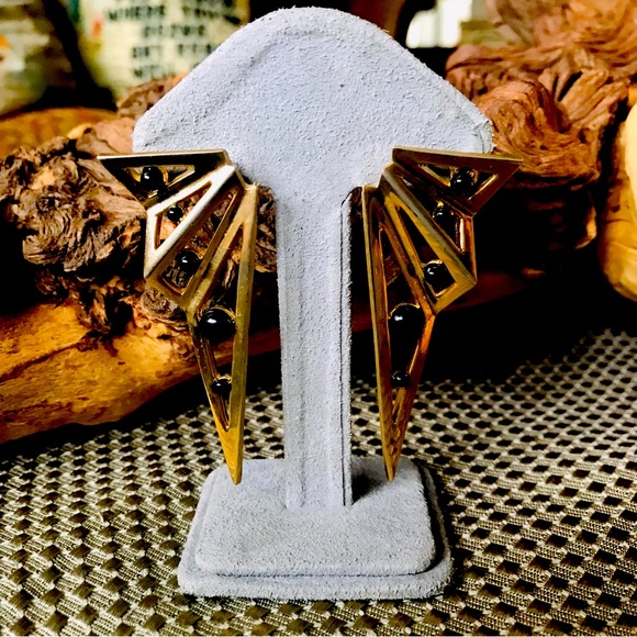 Vintage MCM Costume Gold Tone & Black Triangle Geometric Shape Post Earrings - Picture 3 of 11